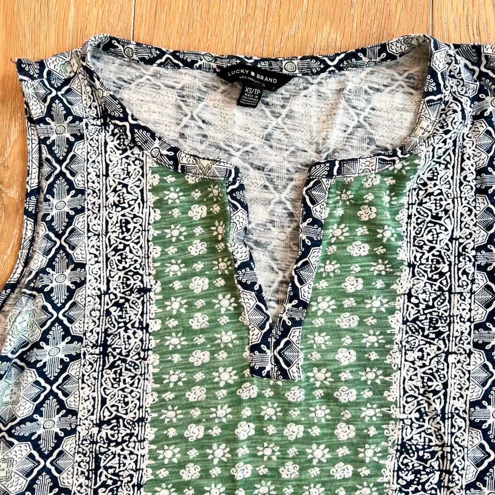 Sleeveless Lucky Brand Patterned Top - Green White and Navy Blue - Picture 3 of 6